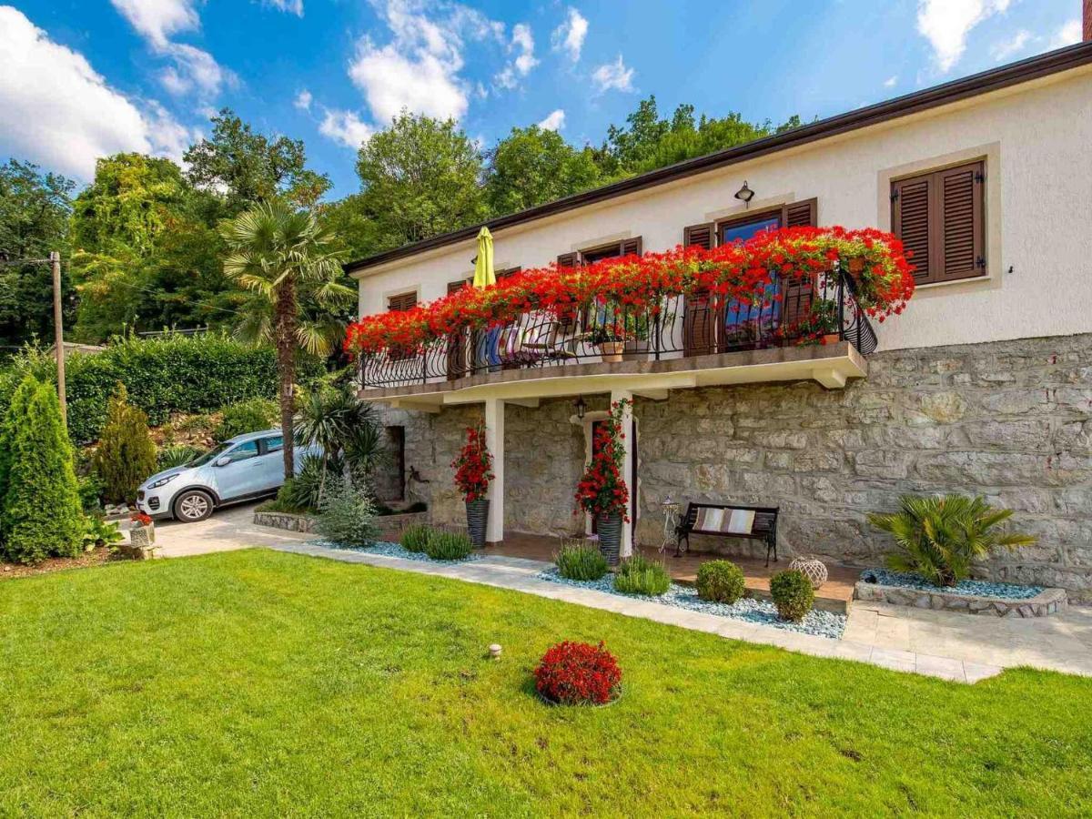Srok Apartments With Pool Kastav Exterior foto